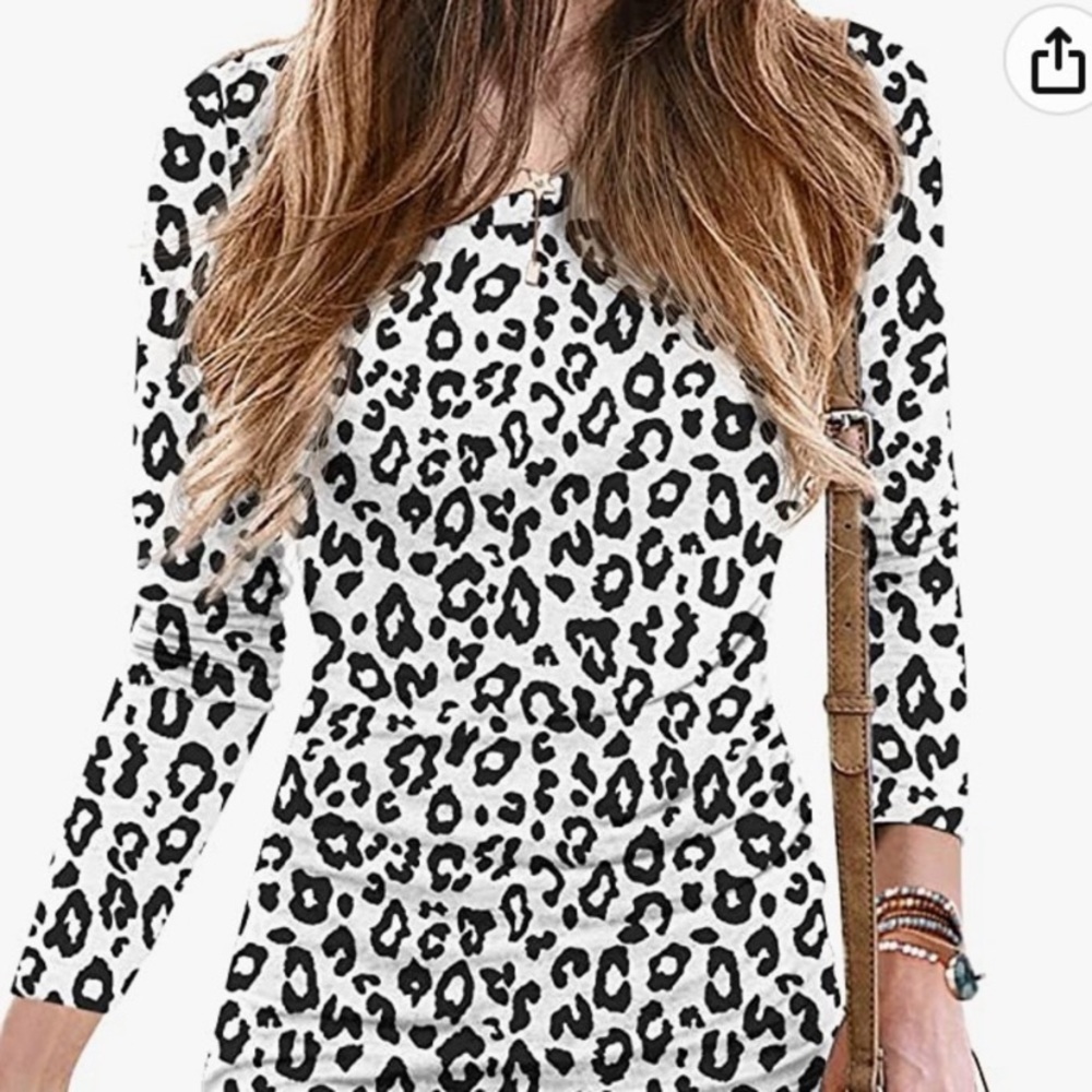 HiMone casual dress rushed side size Xl leopard
long sleeve